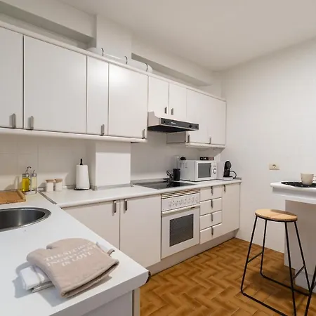 Lägenhet Amplia Vivienda Con Garaje