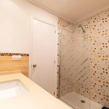 Amplia Vivienda Con Garaje Lägenhet *