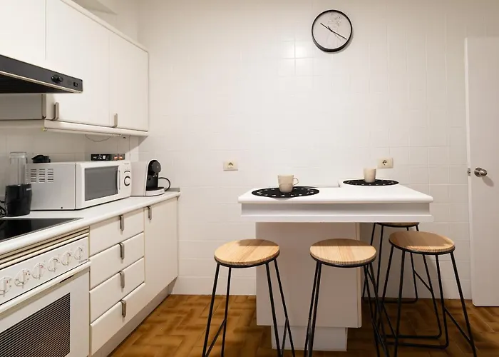 Apartamento Amplia Vivienda Con Garaje *