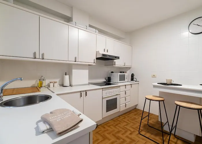 Apartamento Amplia Vivienda Con Garaje