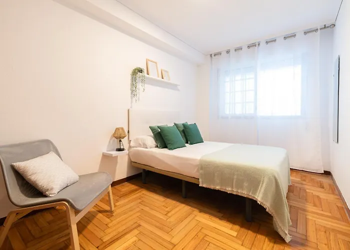 Amplia Vivienda Con Garaje Apartment